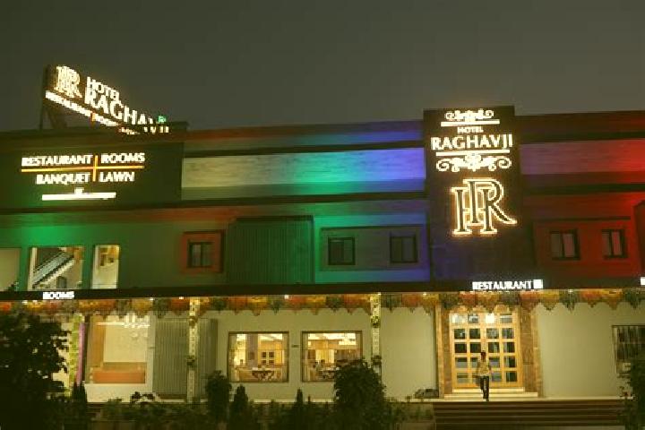 Escorts Radhanpur, India — Local Companions