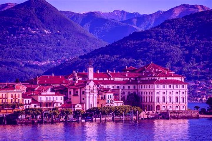 Escorts Raffa, Italy — Local Companions