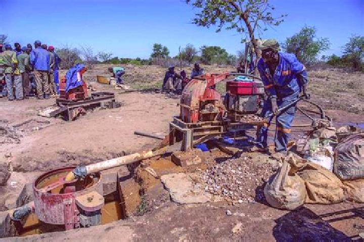 Escorts Raffingora, Zimbabwe — Local Companions