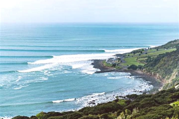 Escorts Raglan, New Zealand — Local Companions