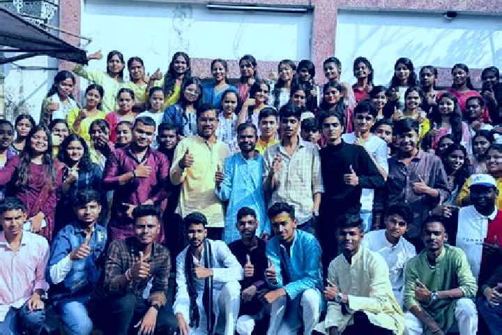 Escorts Rakh Gadi Garh, India — Local Companions