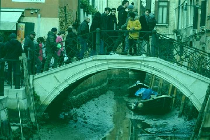 Escorts Ramuscello, Italy — Local Companions