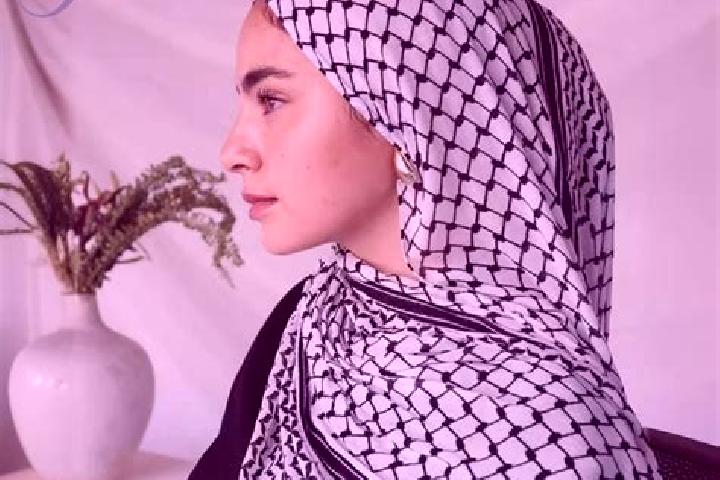 Escorts Ras Atiyah, Palestine — Local Companions