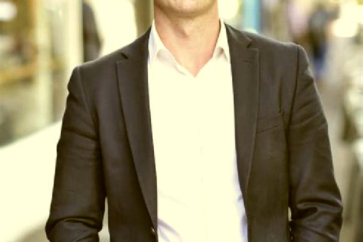 Escorts Reid, Australia — Local Companions