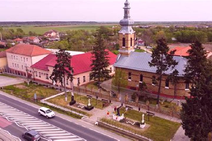 Escorts Remetea Mare, Romania — Local Companions