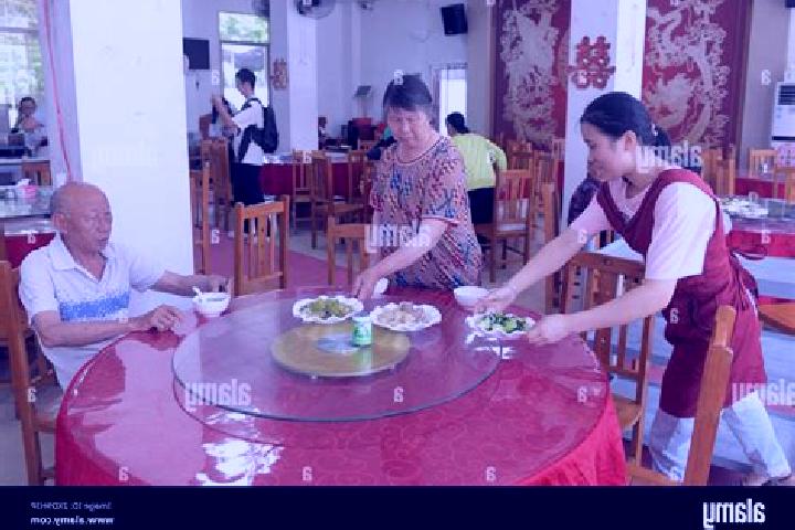 Escorts Renju, China — Local Companions