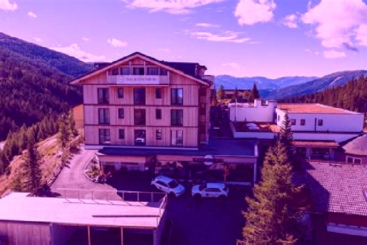 Escorts Rennweg am Katschberg, Austria — Local Companions