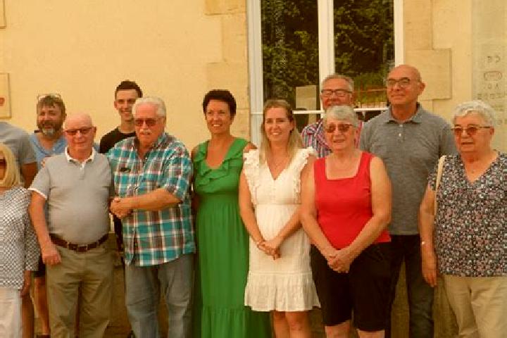 Escorts Revigny-sur-Ornain, France — Local Companions
