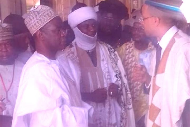 Escorts Rey Bouba, Cameroon — Local Companions