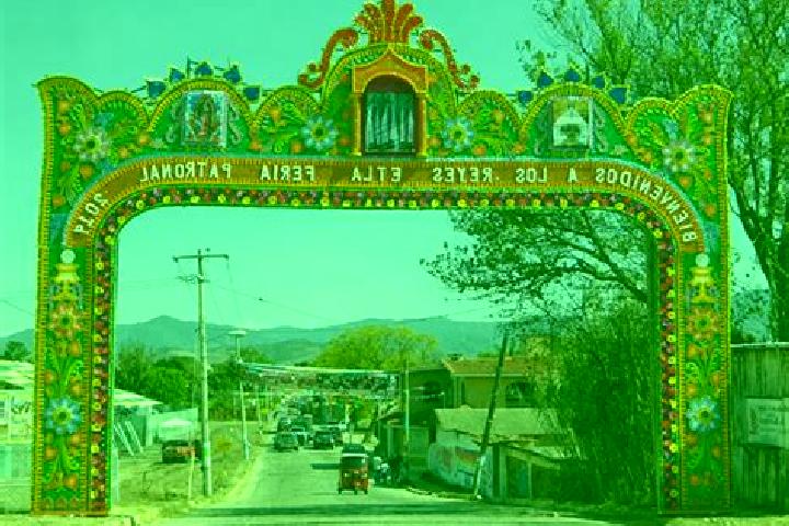 Escorts Reyes Etla, Mexico — Local Companions