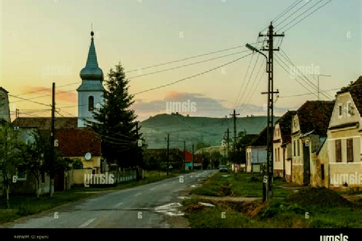 Escorts Richis, Romania — Local Companions