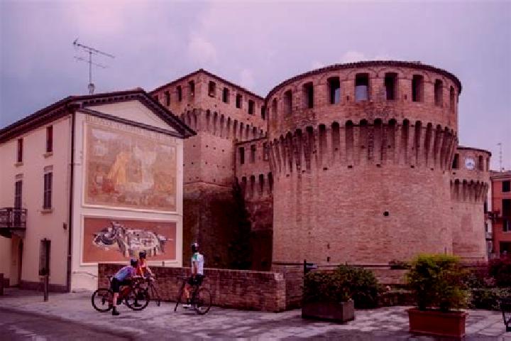 Escorts Riolo Terme, Italy — Local Companions