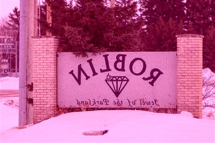 Escorts Roblin, Canada — Local Companions