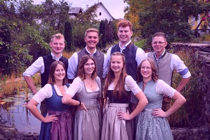 Escorts Rohr im Kremstal, Austria — Local Companions