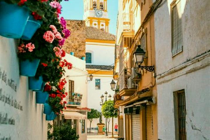 Escorts Ronda, Spain — Local Companions