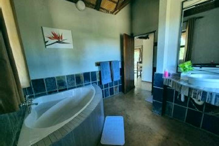 Escorts Rooiboklaagte B, South Africa — Local Companions
