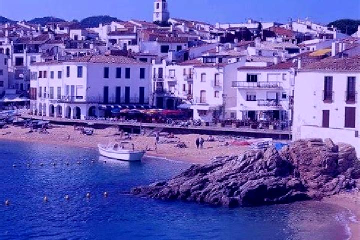 Escorts Roses, Spain — Local Companions