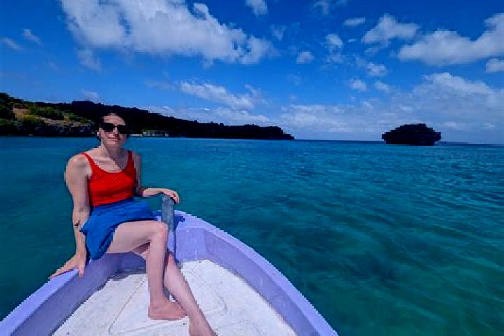 Escorts Rote, Indonesia — Local Companions