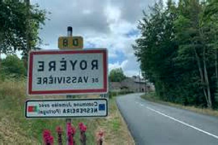 Escorts Royere-de-Vassiviere, France — Local Companions