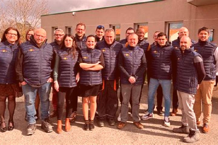 Escorts Saint-Sulpice-des-Landes, France — Local Companions