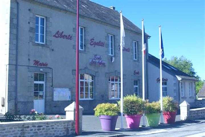 Escorts Saint-Sulpice-le-Gueretois, France — Local Companions