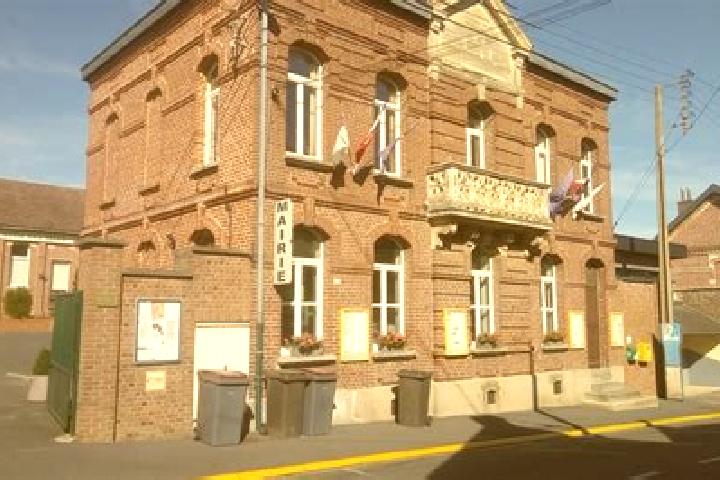 Escorts Saint-Vaast-en-Cambresis, France — Local Companions
