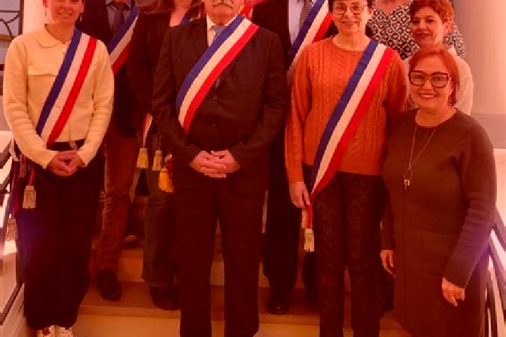 Escorts Saint-Yorre, France — Local Companions