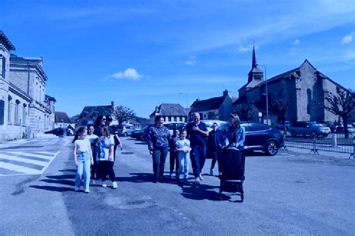 Escorts Sainte-Feyre, France — Local Companions