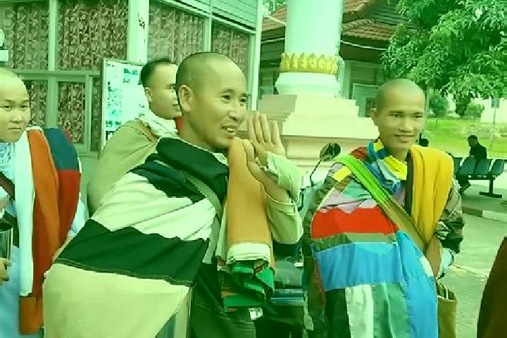 Escorts Sainyabuli, Laos — Local Companions