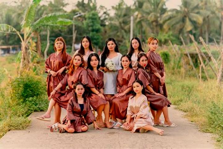 Escorts Sampiro, Philippines — Local Companions