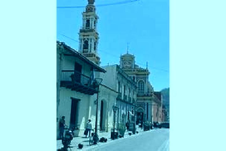 Escorts San Carlos, Bolivia — Local Companions