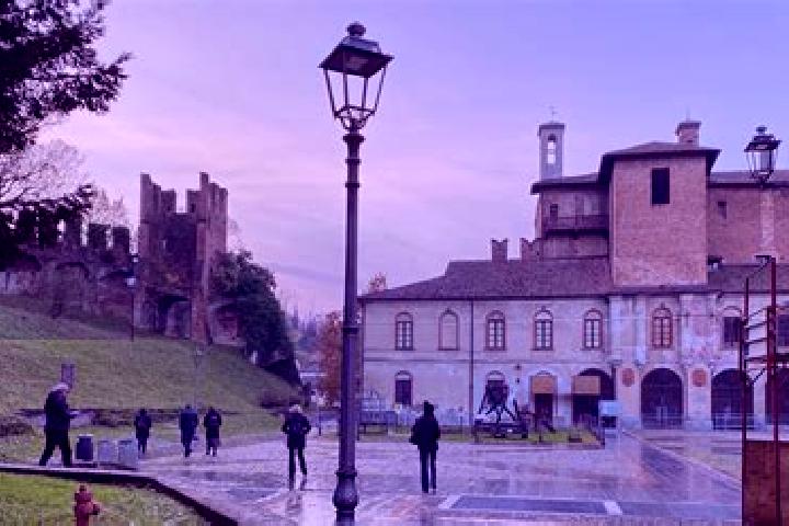 Escorts San Colombano al Lambro, Italy — Local Companions