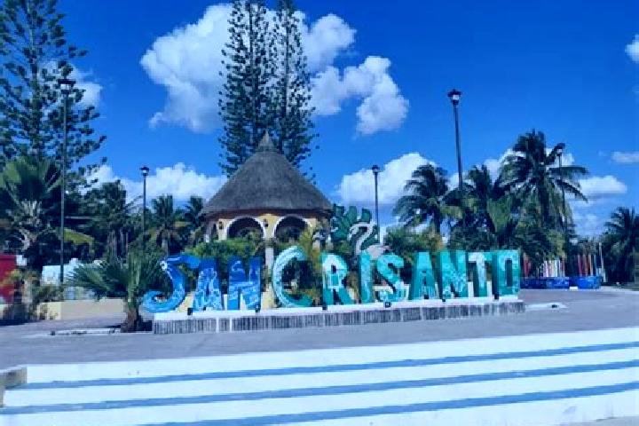 Escorts San Crisanto, Mexico — Local Companions
