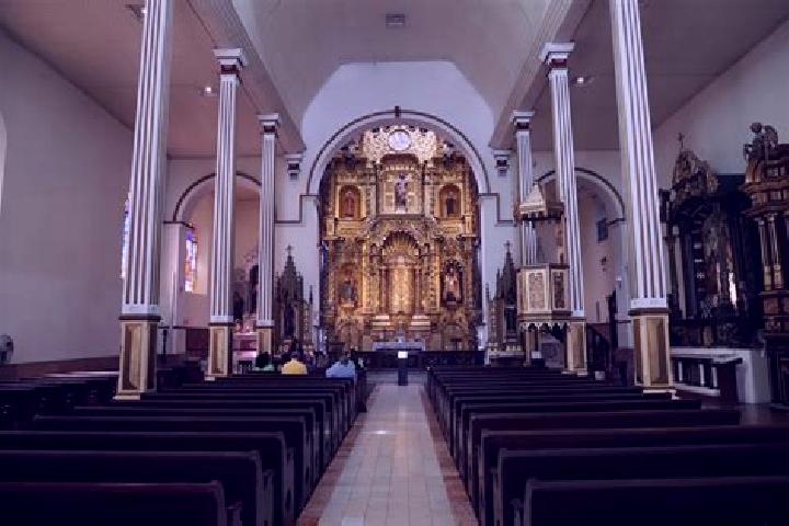 Escorts San Jose de Tarros, Honduras — Local Companions