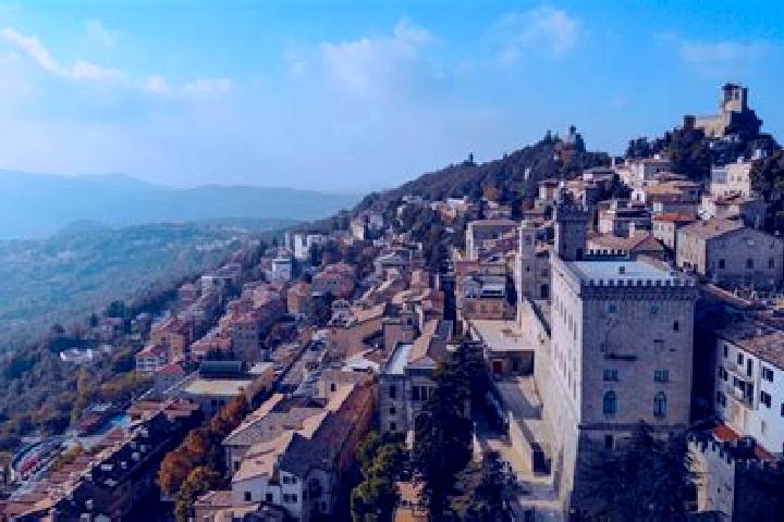 Escorts San Marino, San Marino — Local Companions