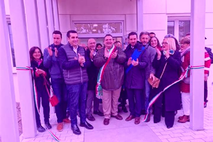 Escorts San Martino in Rio, Italy — Local Companions