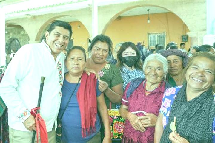Escorts San Miguel Tilquiapam, Mexico — Local Companions