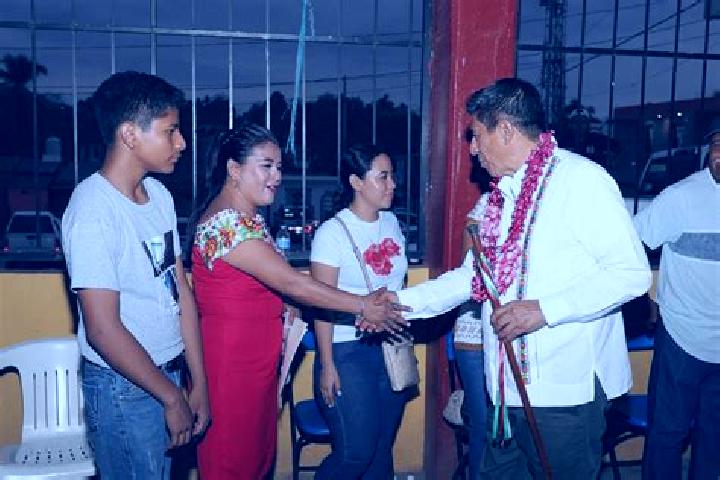 Escorts San Miguel Tlacamama, Mexico — Local Companions