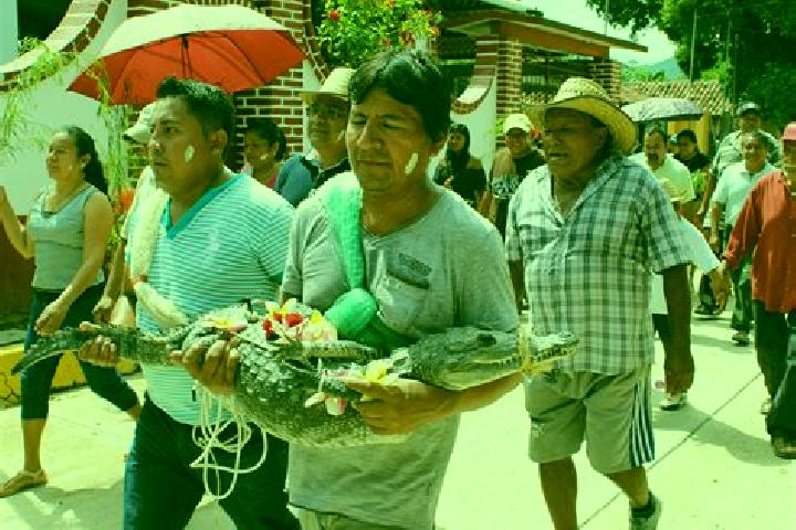 Escorts San Pedro Huamelula, Mexico — Local Companions