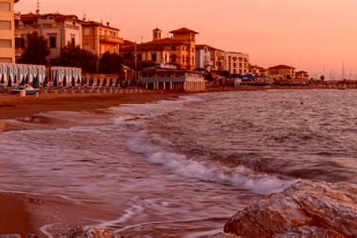 Escorts San Vincenzo a Torri, Italy — Local Companions