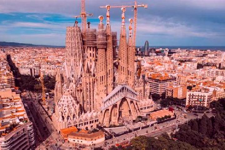 Escorts Sanchon de la Sagrada, Spain — Local Companions