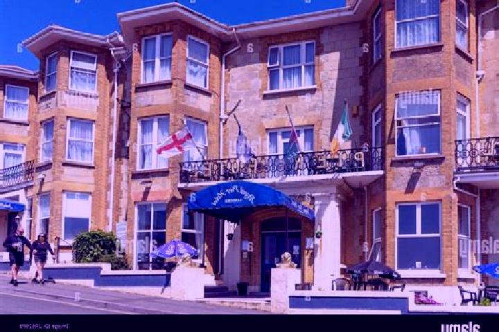 Escorts Sandown, United Kingdom — Local Companions