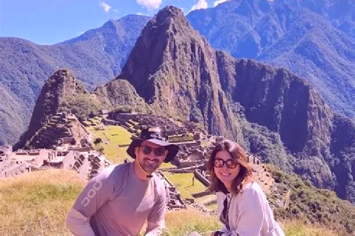 Escorts Sangallaya, Peru — Local Companions