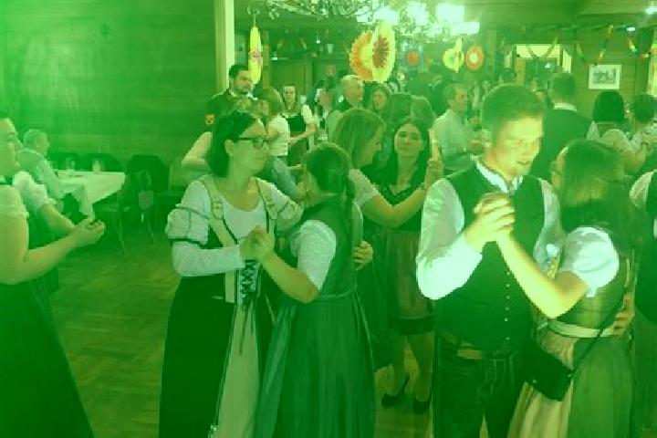 Escorts Sankt Aegyd am Neuwalde, Austria — Local Companions