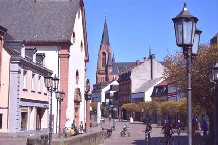 Escorts Sankt Ingbert, Germany — Local Companions
