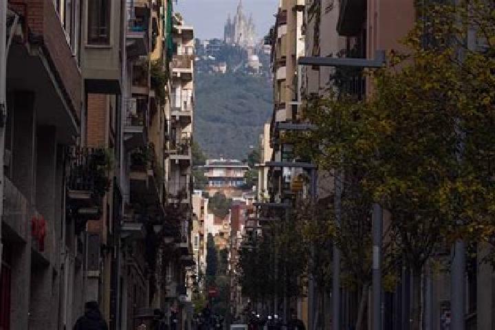 Escorts Sant Gervasi - Galvany, Spain — Local Companions
