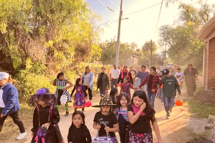 Escorts Santa Ana Ahuehuepan, Mexico — Local Companions