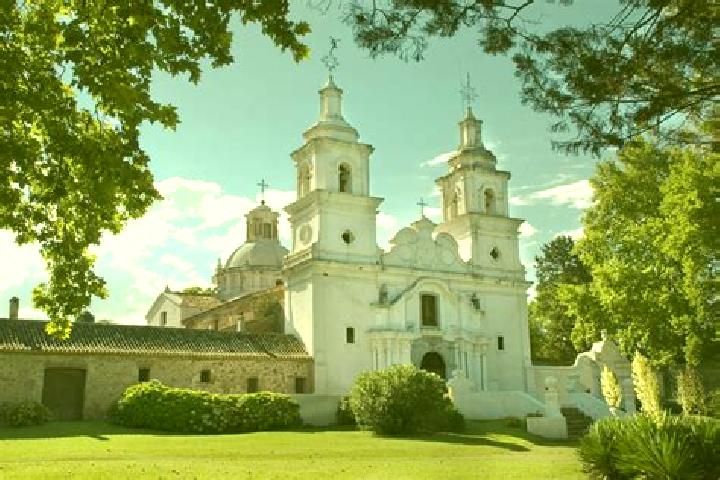 Escorts Santa Catalina, Argentina — Local Companions