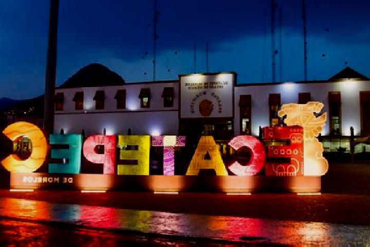 Escorts Santa Maria Acatepec, Mexico — Local Companions