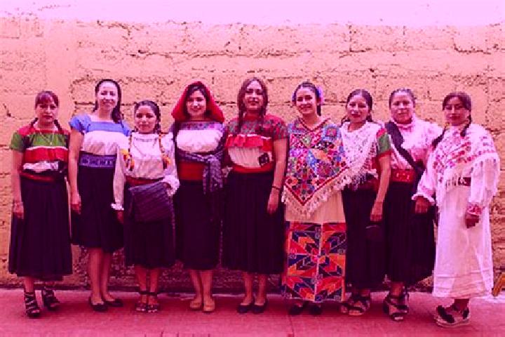 Escorts Santa Maria Nutio, Mexico — Local Companions